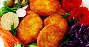 کوکو سیب زمینی، آموزش آشپزی طرز تهیه و پخت و مواد لازم کوکو سیب زمینی خوشمزه و مخصوص خانگی برای 2 نفر و 4 نفر، کوکو سیب زمینی سوخاری و قالبی با پیاز