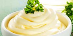 طرز تهیه سس مایونز خوشمزه و خانگی به روش کارخانه ای