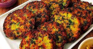 کوکو اسفناج، آموزش کامل طرز تهیه و درست کردن کوکو اسفناج و سیب زمینی در منزل، kookoo-esfenaj