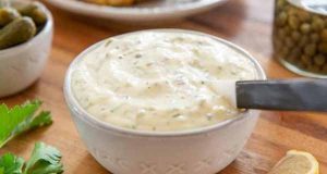 طرز تهیه سس تارتار به روشی خوشمزه و فرانسوی برای فلافل و میگو سوخاری در خانه، sos tartar