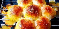 طرز تهیه نان کشمشی نرم و خوشمزه خانگی