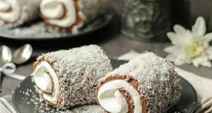 طرز تهیه لوکوم شکلاتی رولی و خوشمزه برای شب یلدا، دستور تهیه لوکوم شکلاتی خوشمزه و ترکیه ای رول شده با خامه در منزل و خانه مرحله به مرحله