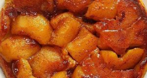 طرز تهیه تارت سیب کاراملی خوشمزه با طعم بی نظیر در خانه ، دستور تهیه تارت سیب کاراملی در منزل مرحله به مرحله برای مهمانی
