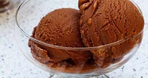 طرز تهیه بستنی جلاتو شکلاتی خوشمزه به روش کافی شاپی برای دو نفر ، دستور تهیه بستنی جلاتو خوشمزه و خانگی برای 4 نفر در منزل مرحله به مرحله