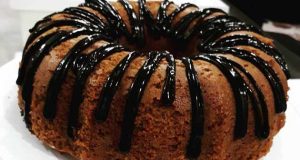 طرز تهیه کیک نسکافه ای خوشمزه و خانگی با روکش شکلاتی برای 4 نفر ، دستور پخت کیک نسکافه ای ساده و خیس بدون شیر و خامه و فر