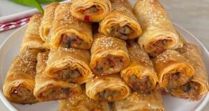 طرز تهیه بورک سبزیجات خوشمزه و ترکیه ای با سس مخصوص