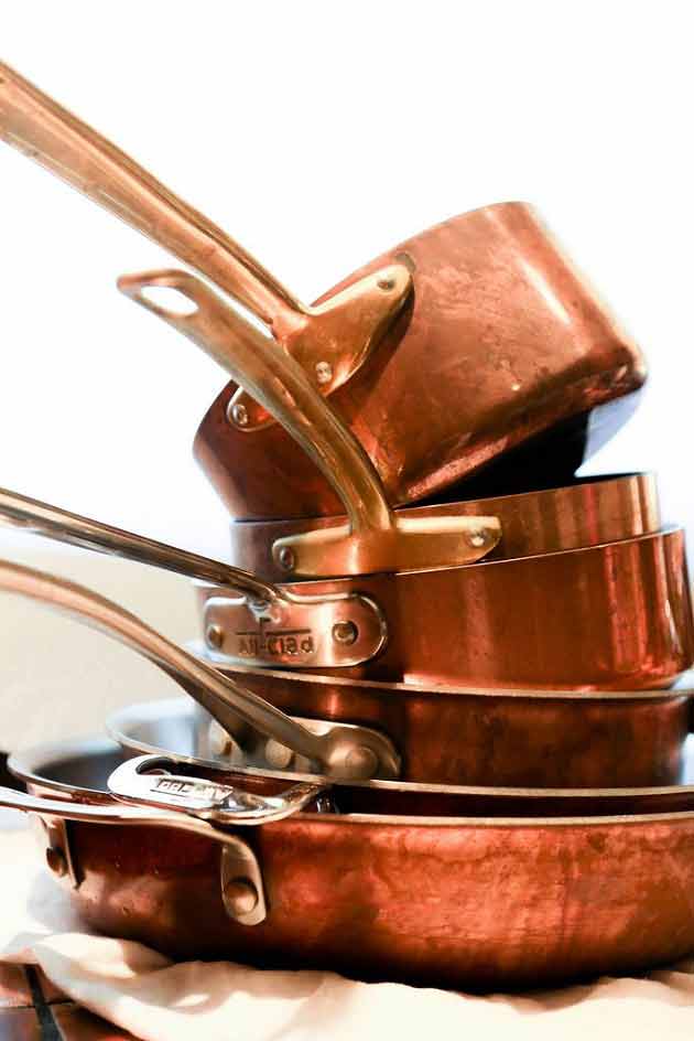 تعبیر خواب ظرف مسی قدیمی هدیه گرفتن و خریدن برای دختر مجرد