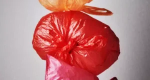 تعبیر خواب پلاستیک سیاه و سفید + ظرف و تشت و دبه پلاستیکی برای دختر مجرد