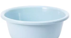 تعبیر خواب تشت (طشت) ابن سیرین + تشت پر از ماهی و پلاستیکی شکسته