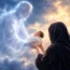 تعبیر خواب مرده بچه بدهد؛ گرفتن نوزاد دختر و پسر از مرده
